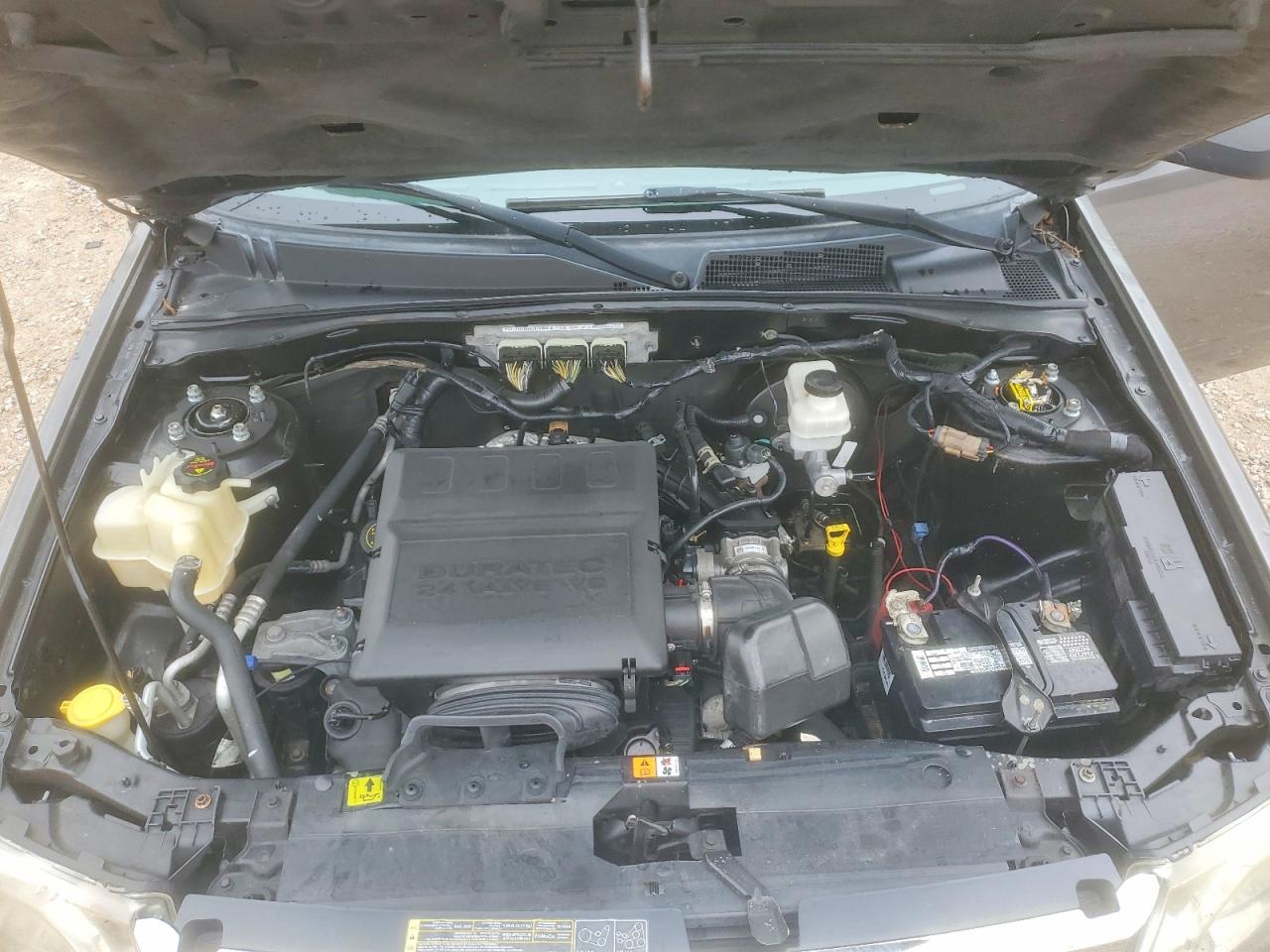 2011 FORD ESCAPE