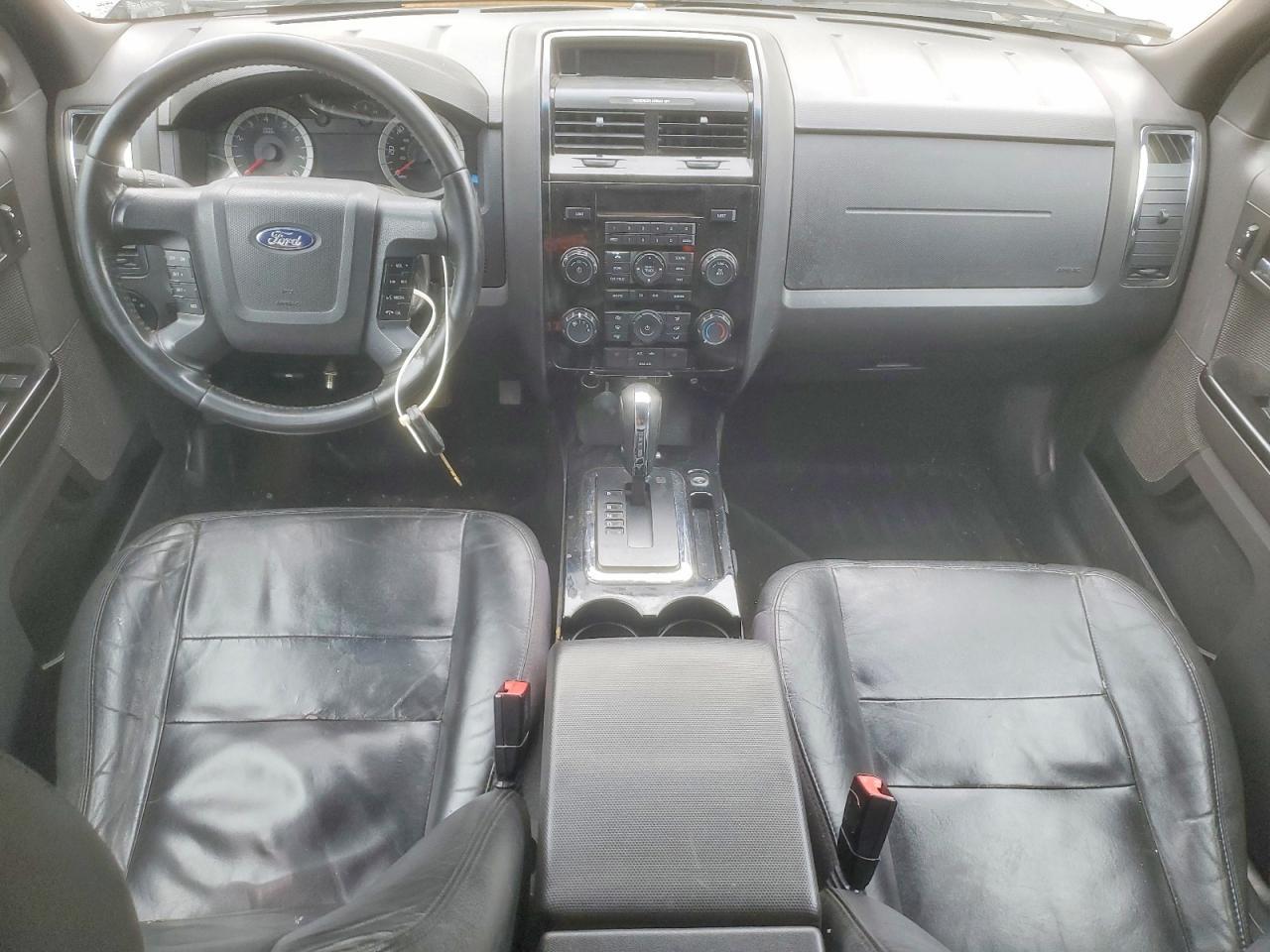 2011 FORD ESCAPE