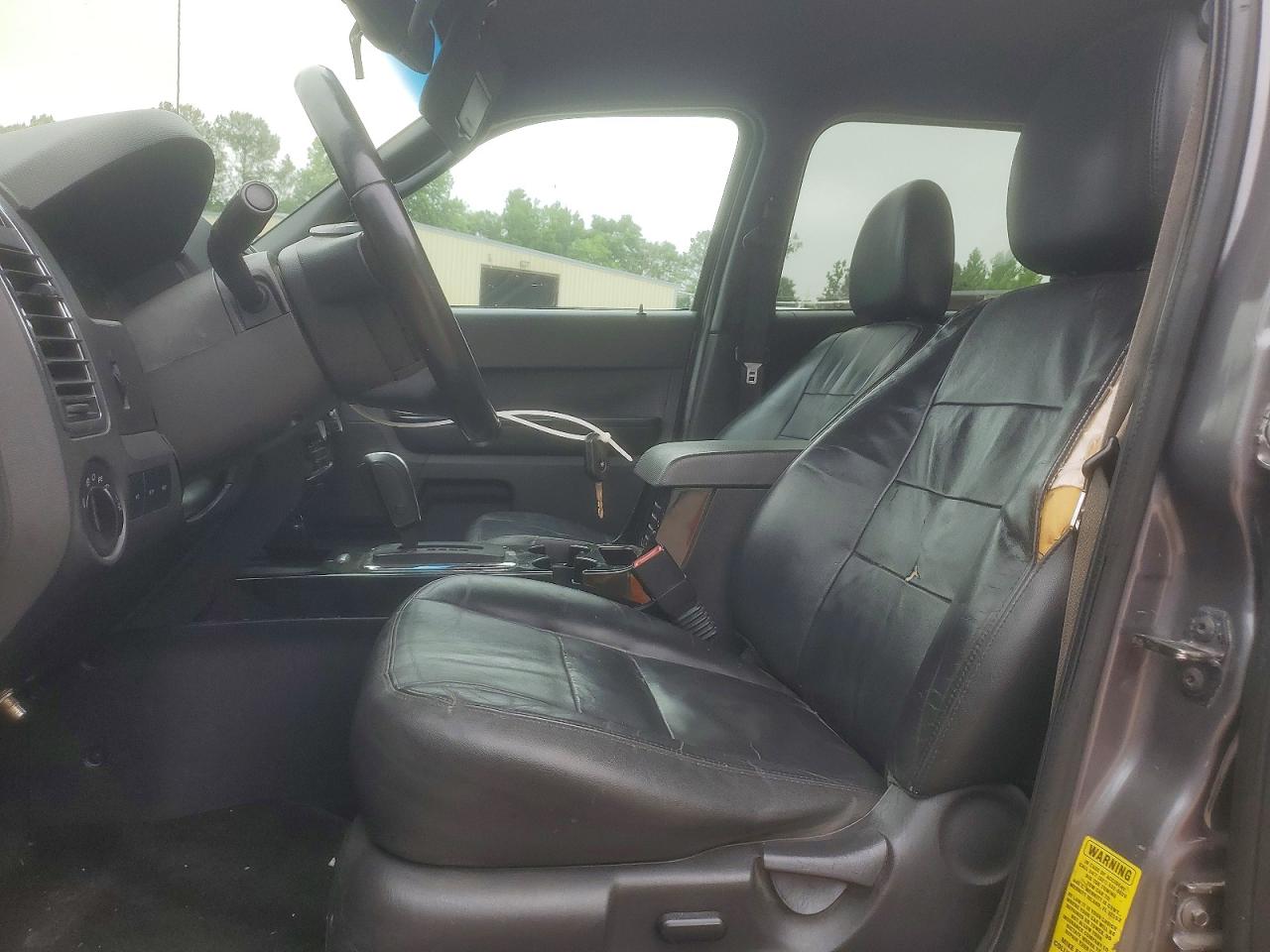 2011 FORD ESCAPE