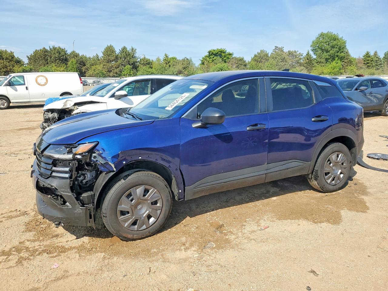 2026 NISSAN KICKS