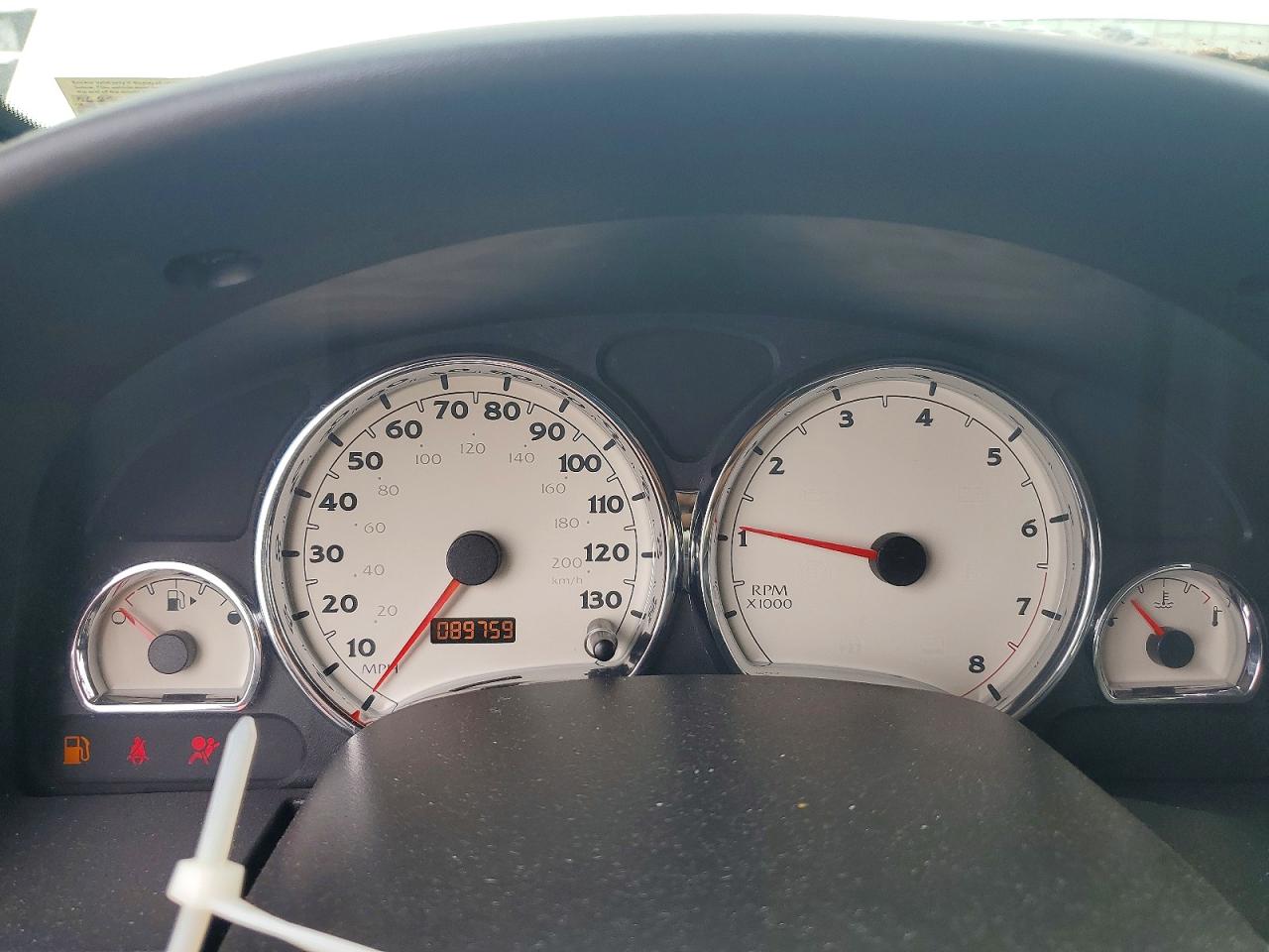 2005 SATURN VUE