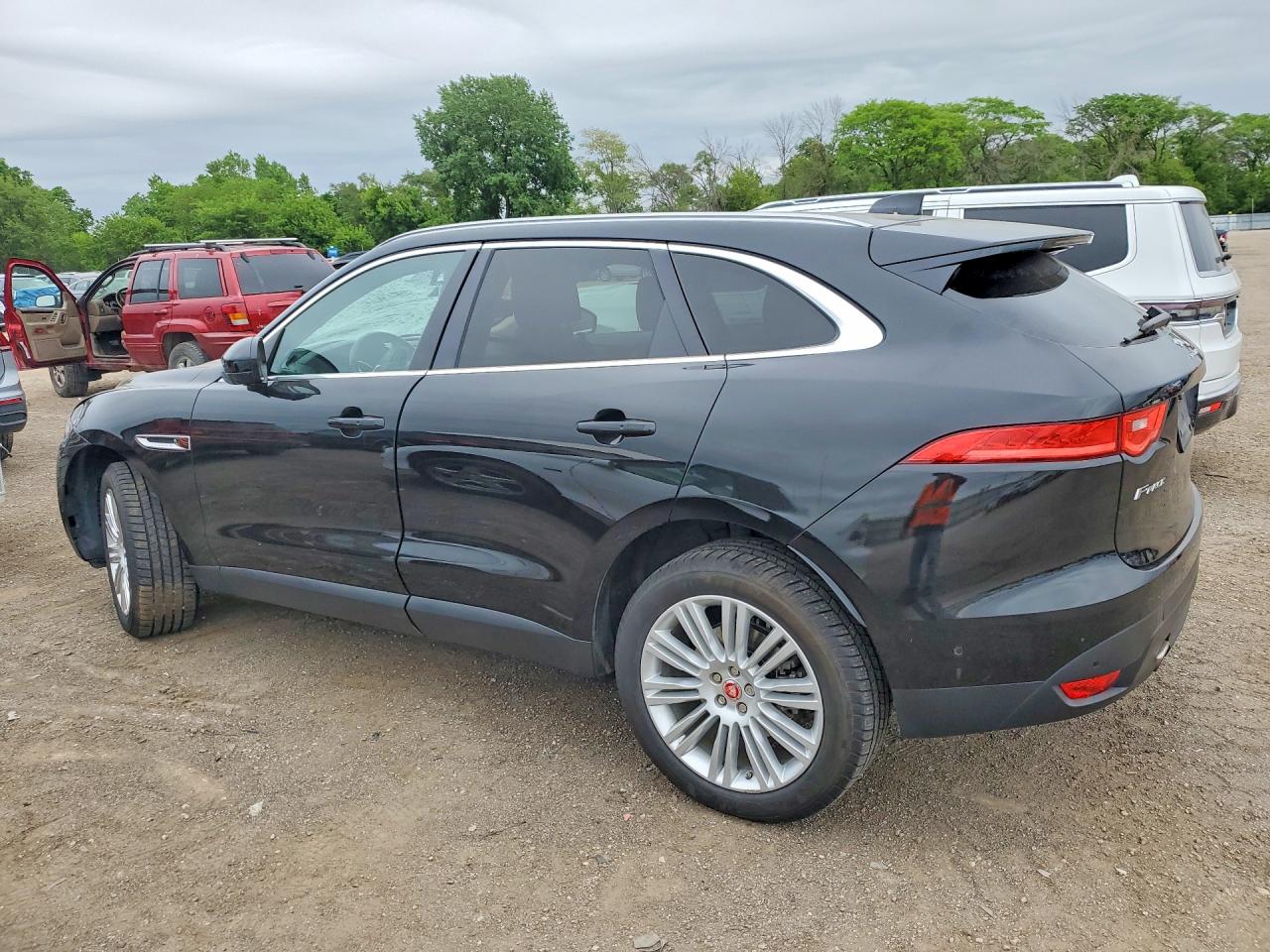 2019 JAGUAR F-PACE