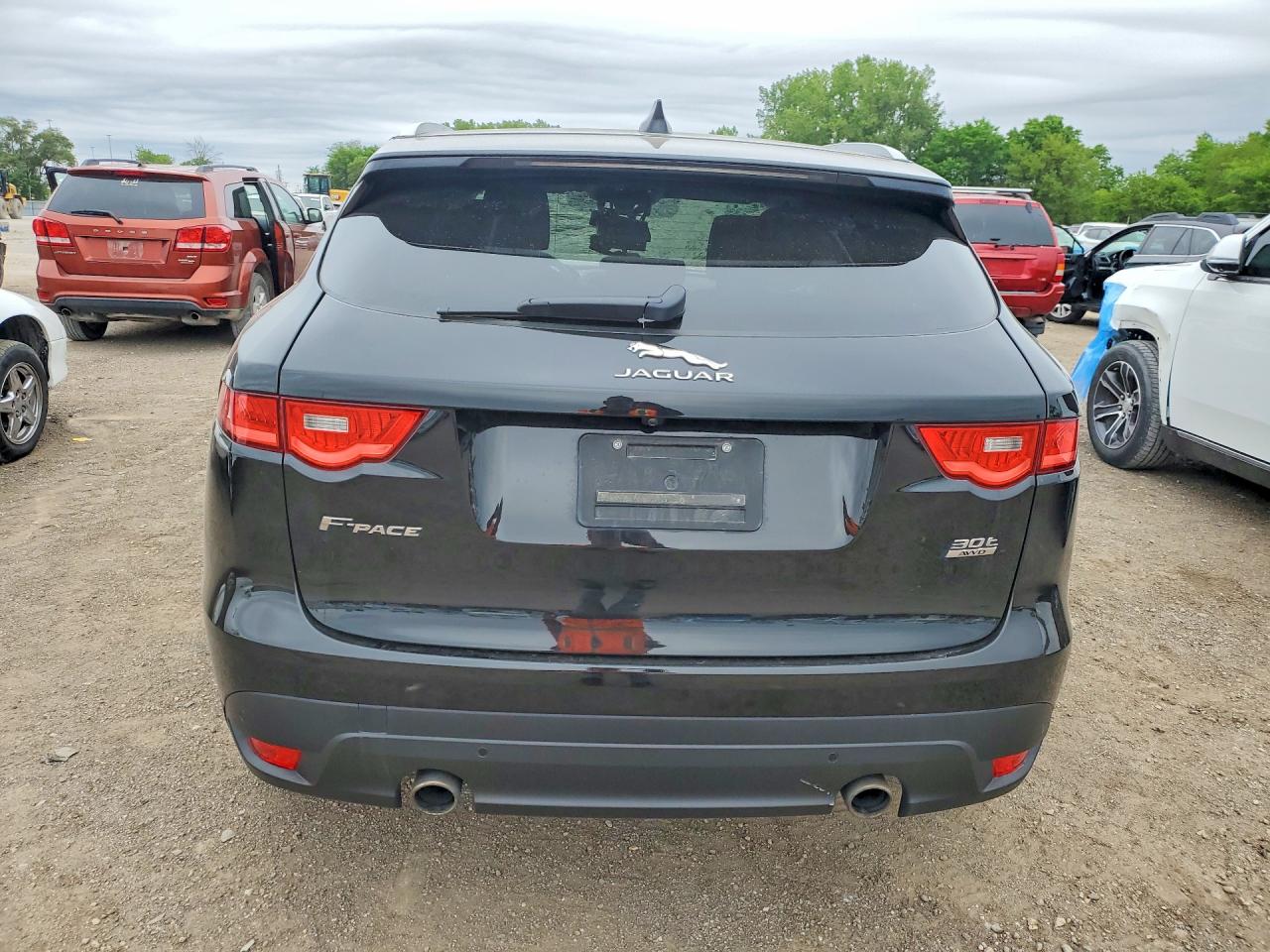 2019 JAGUAR F-PACE