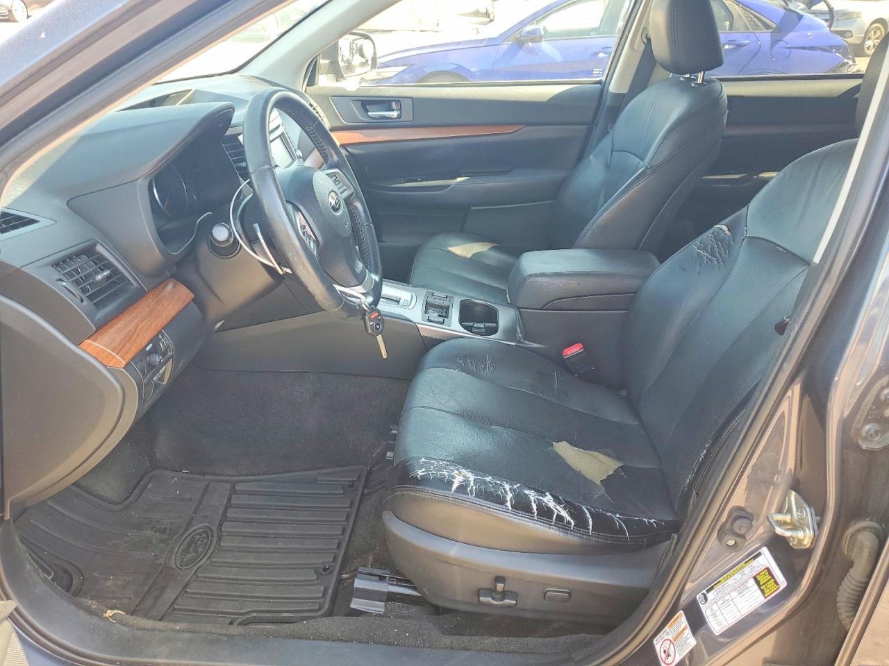2014 SUBARU OUTBACK