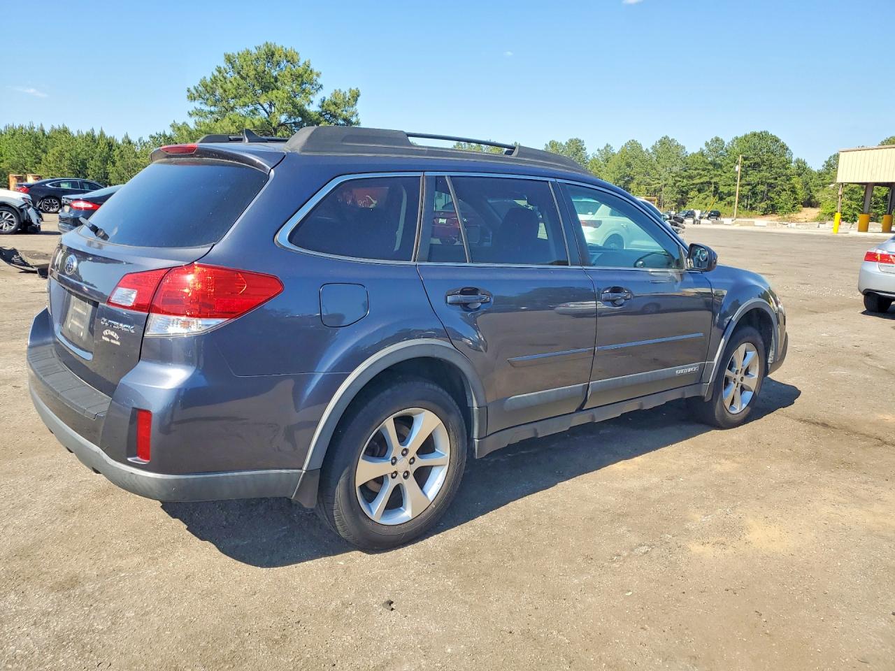 2014 SUBARU OUTBACK