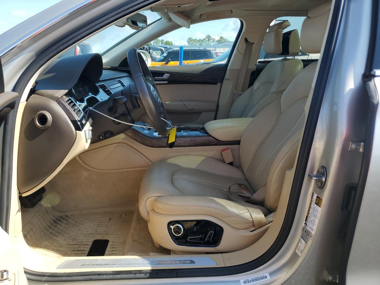 2016 AUDI A8