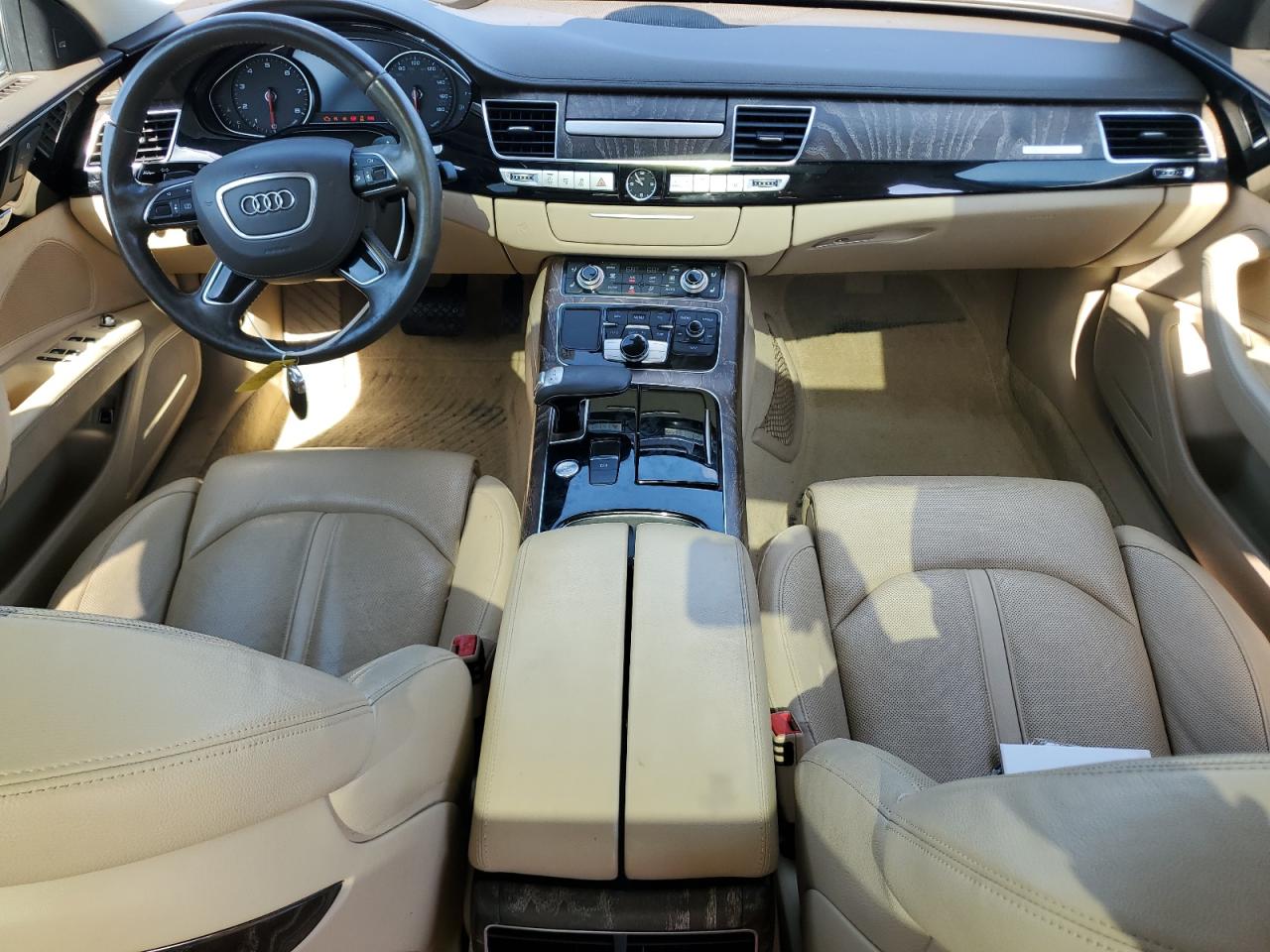 2016 AUDI A8