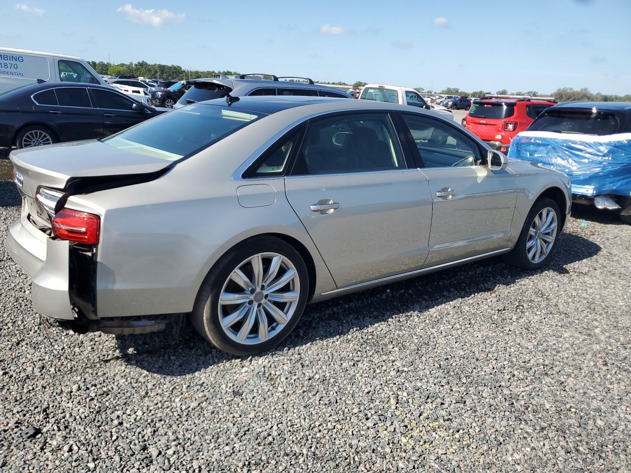 2016 AUDI A8