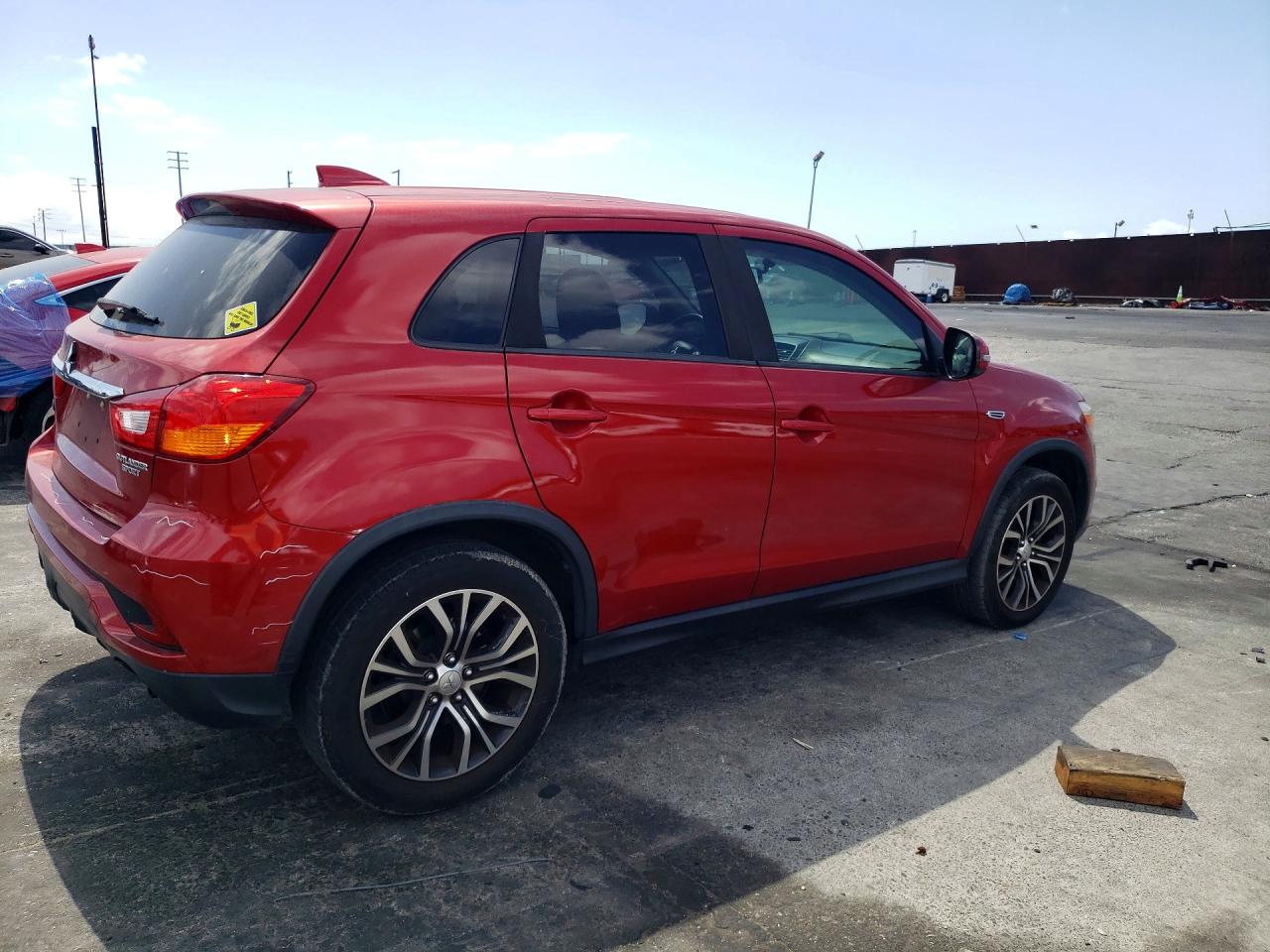 2019 MITSUBISHI OUTLANDER