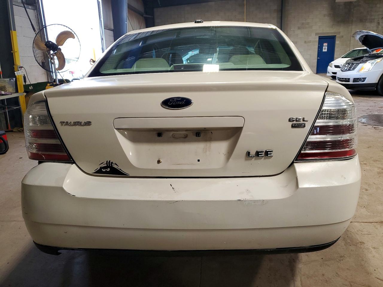 2009 FORD TAURUS