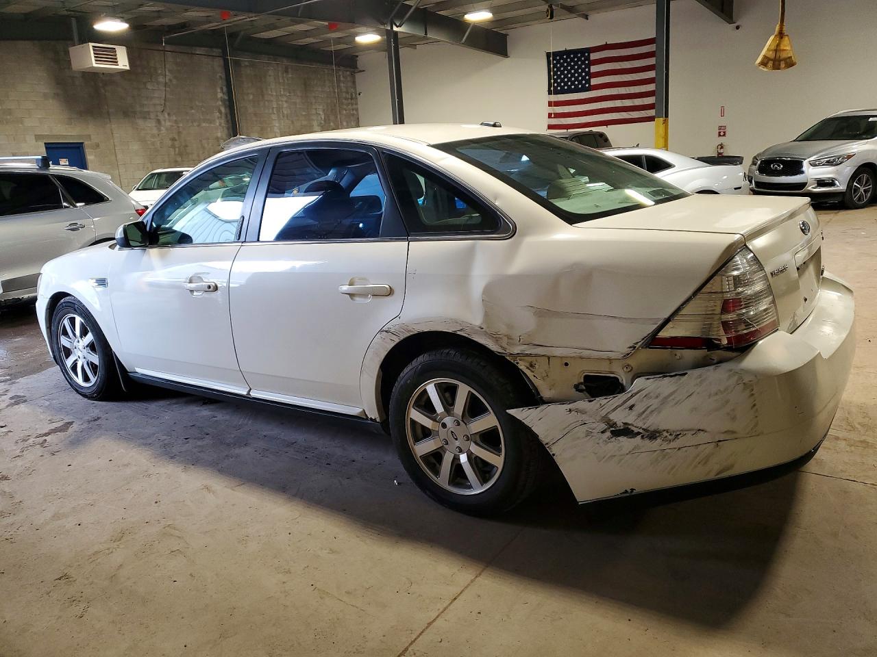 2009 FORD TAURUS