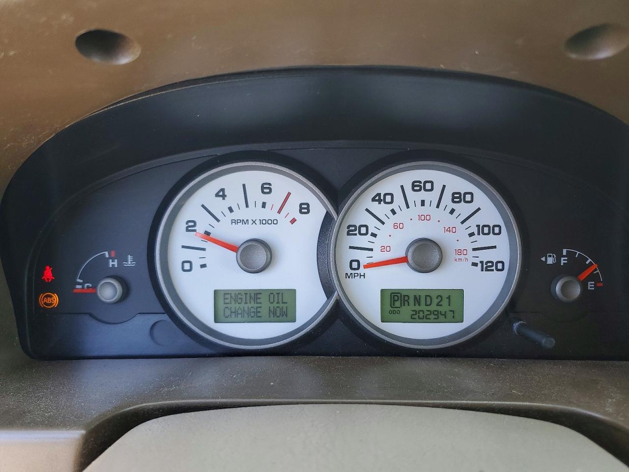 2005 FORD ESCAPE