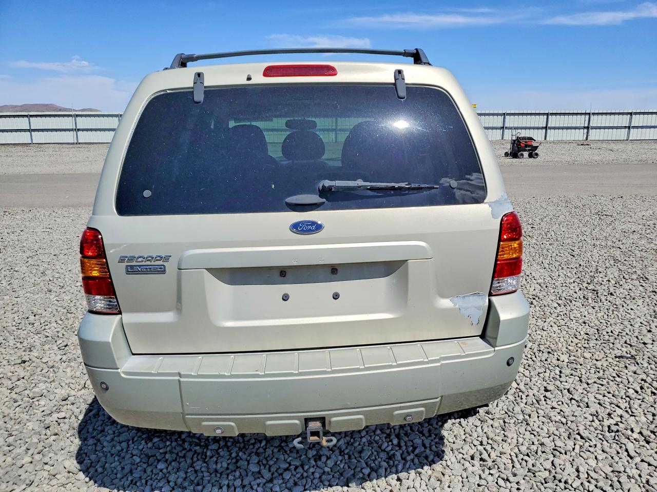 2005 FORD ESCAPE