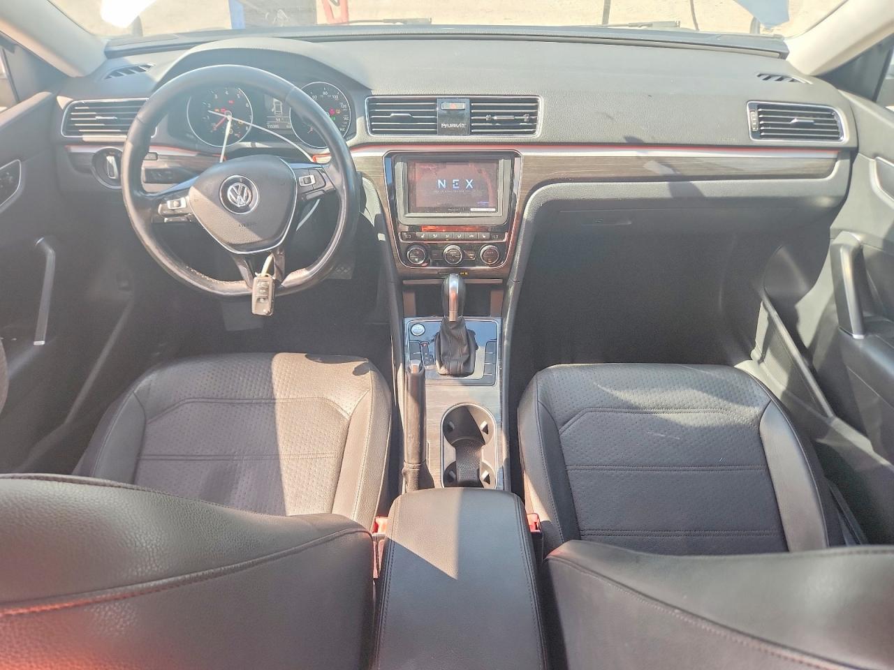 2018 VOLKSWAGEN PASSAT