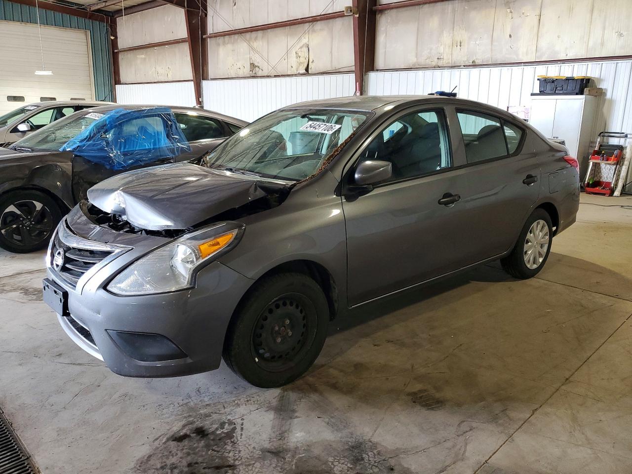2018 NISSAN VERSA