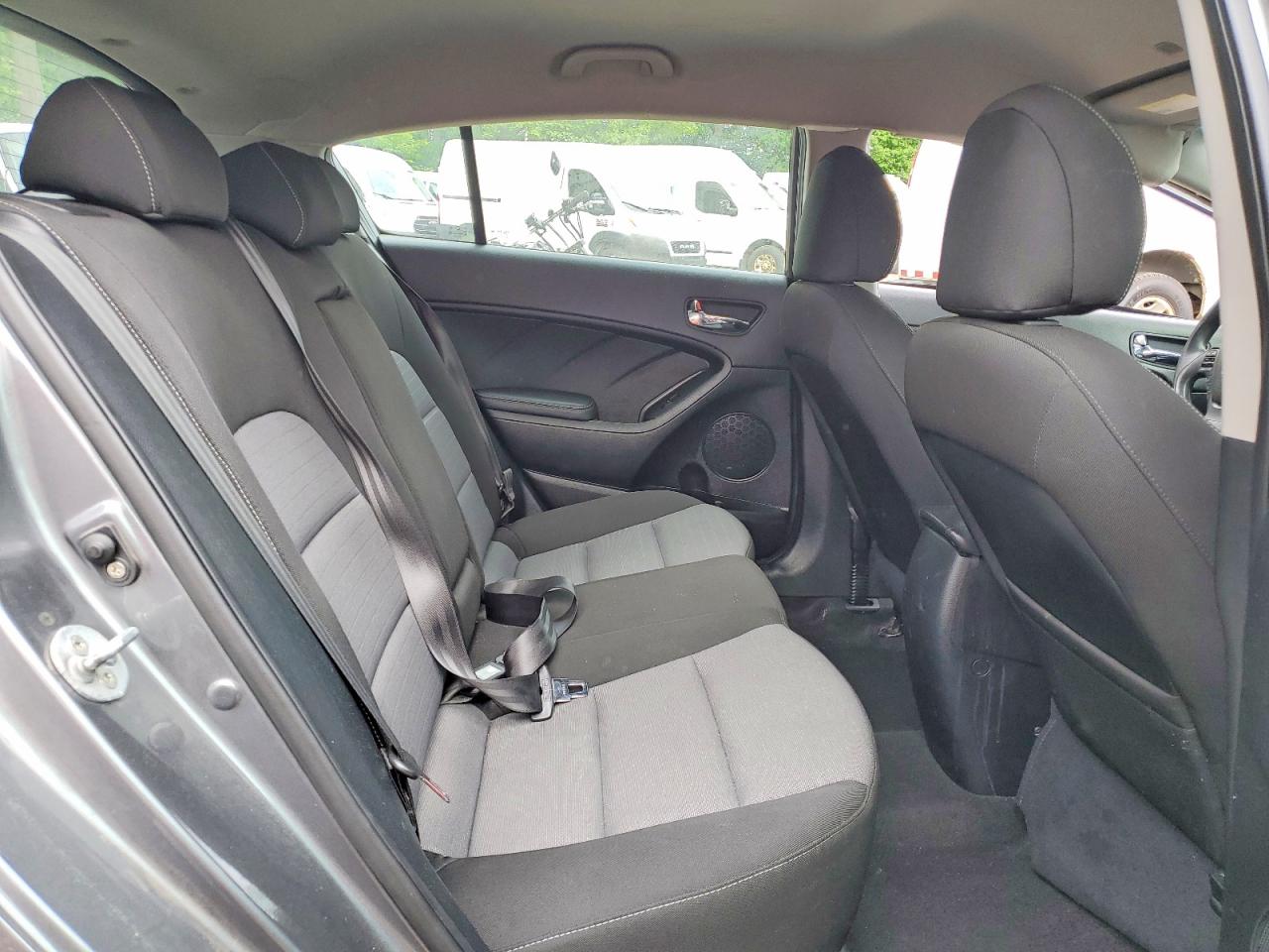 2016 KIA FORTE