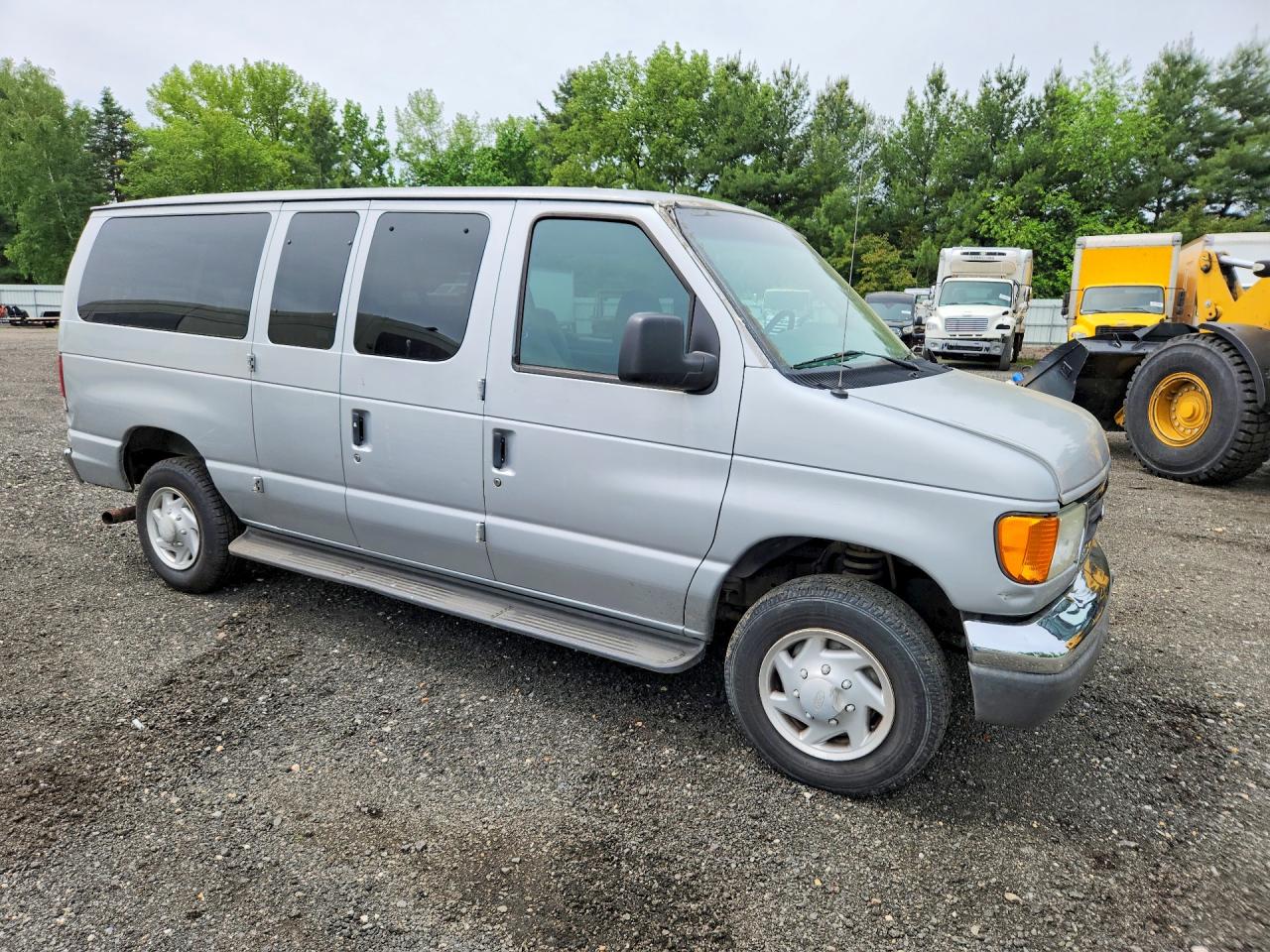 2005 FORD ECONOLINE