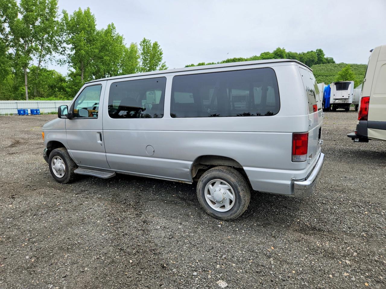 2005 FORD ECONOLINE