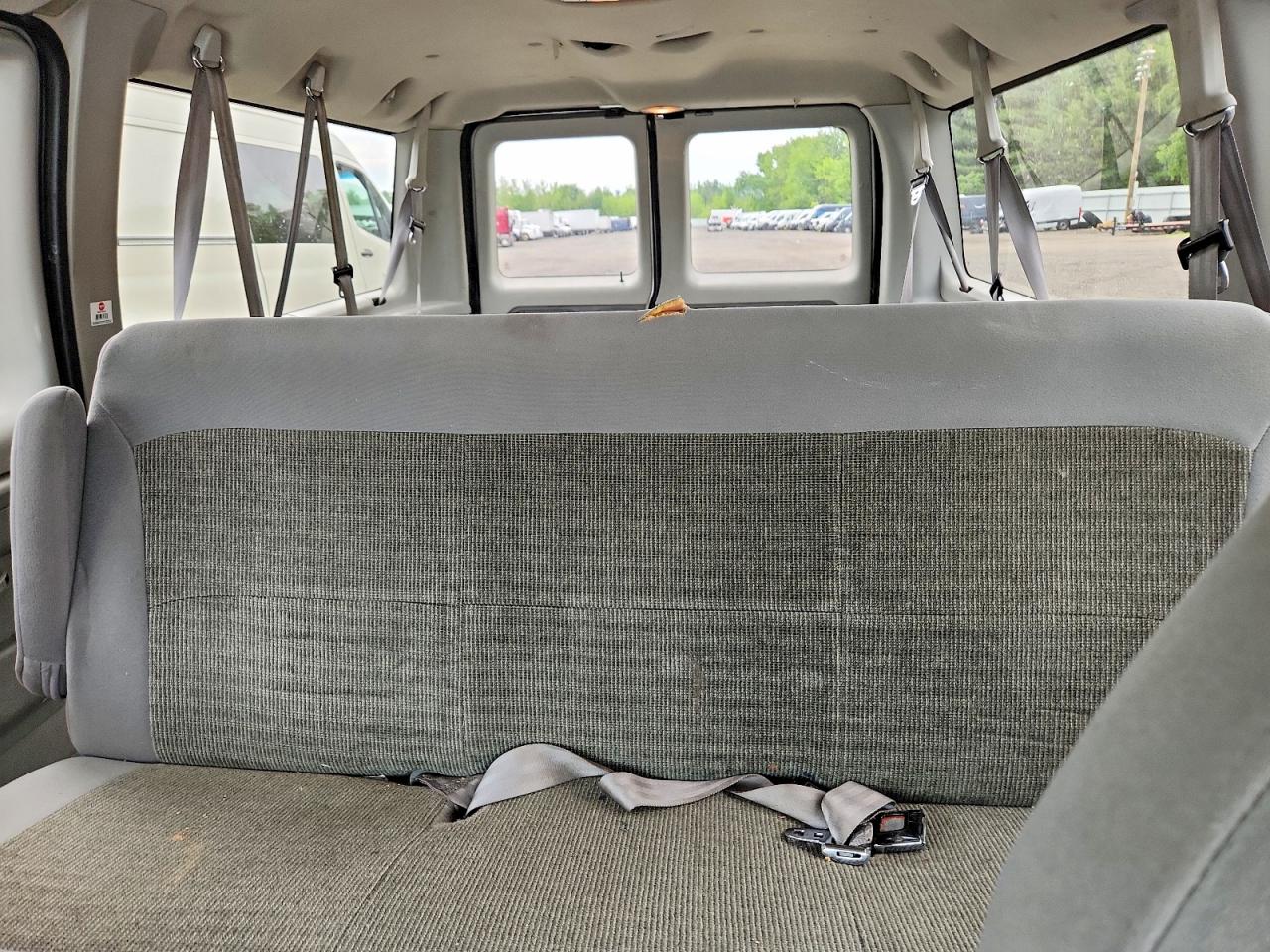 2005 FORD ECONOLINE