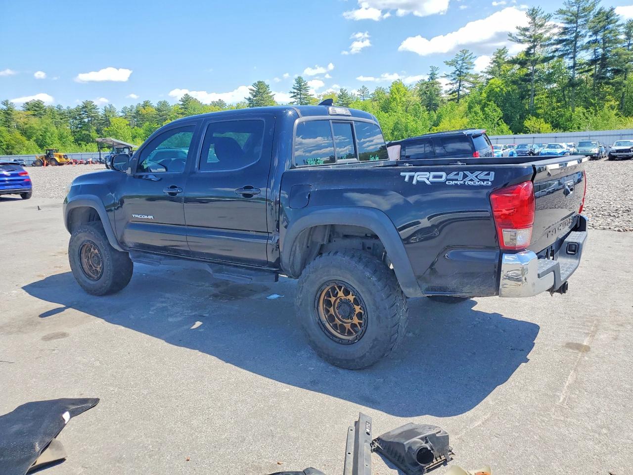 2016 TOYOTA TACOMA