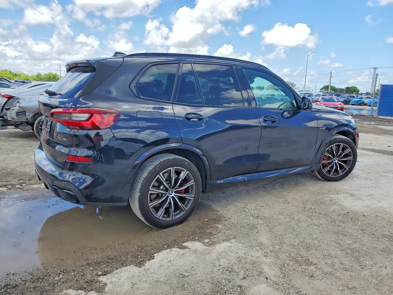 2022 BMW X5