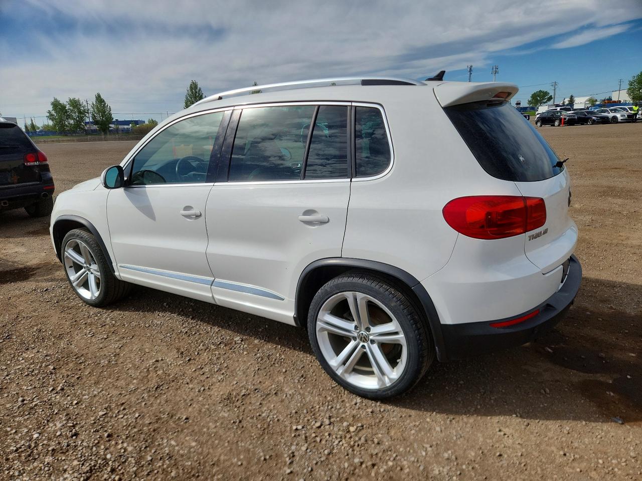2014 VOLKSWAGEN TIGUAN