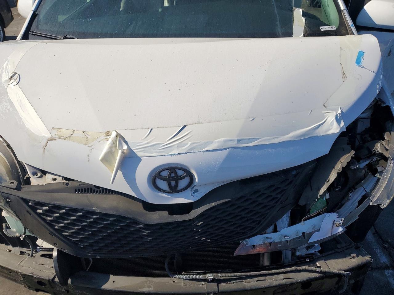 2016 TOYOTA SIENNA
