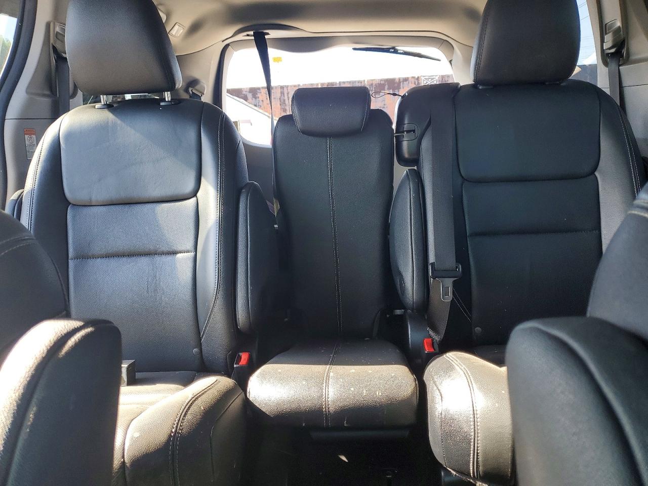 2016 TOYOTA SIENNA