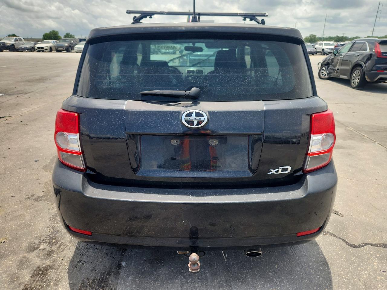 2010 SCION XD