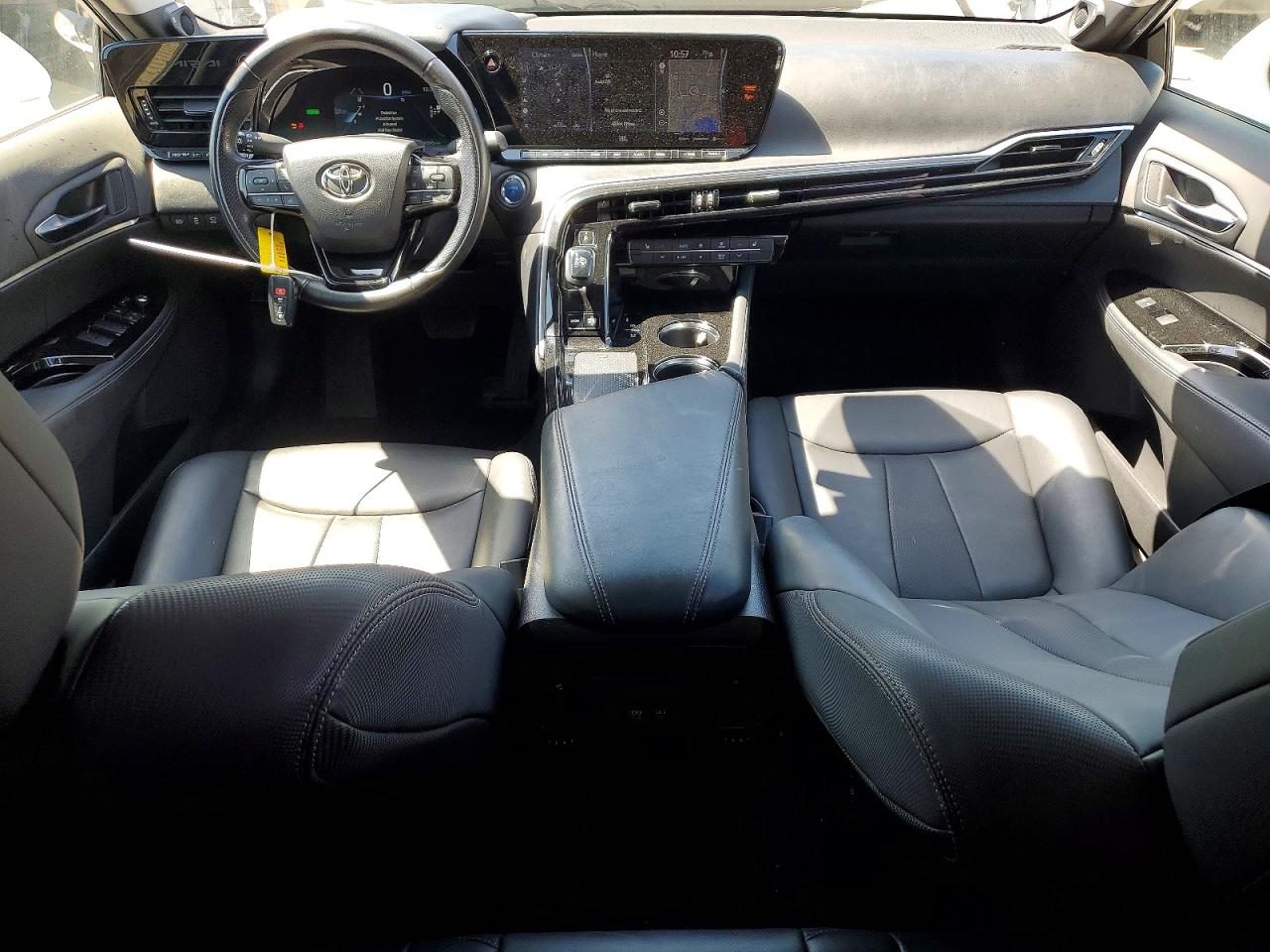 2022 TOYOTA MIRAI
