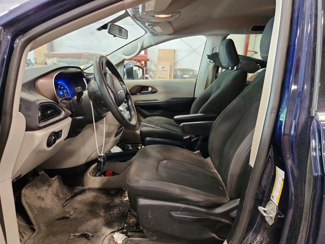 2020 CHRYSLER MINIVAN