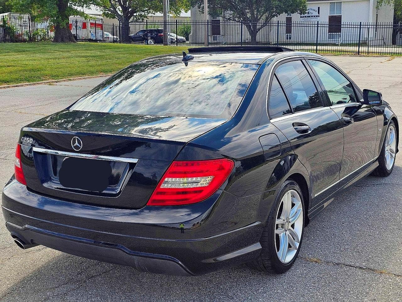 2012 MERCEDES-BENZ C-CLASS