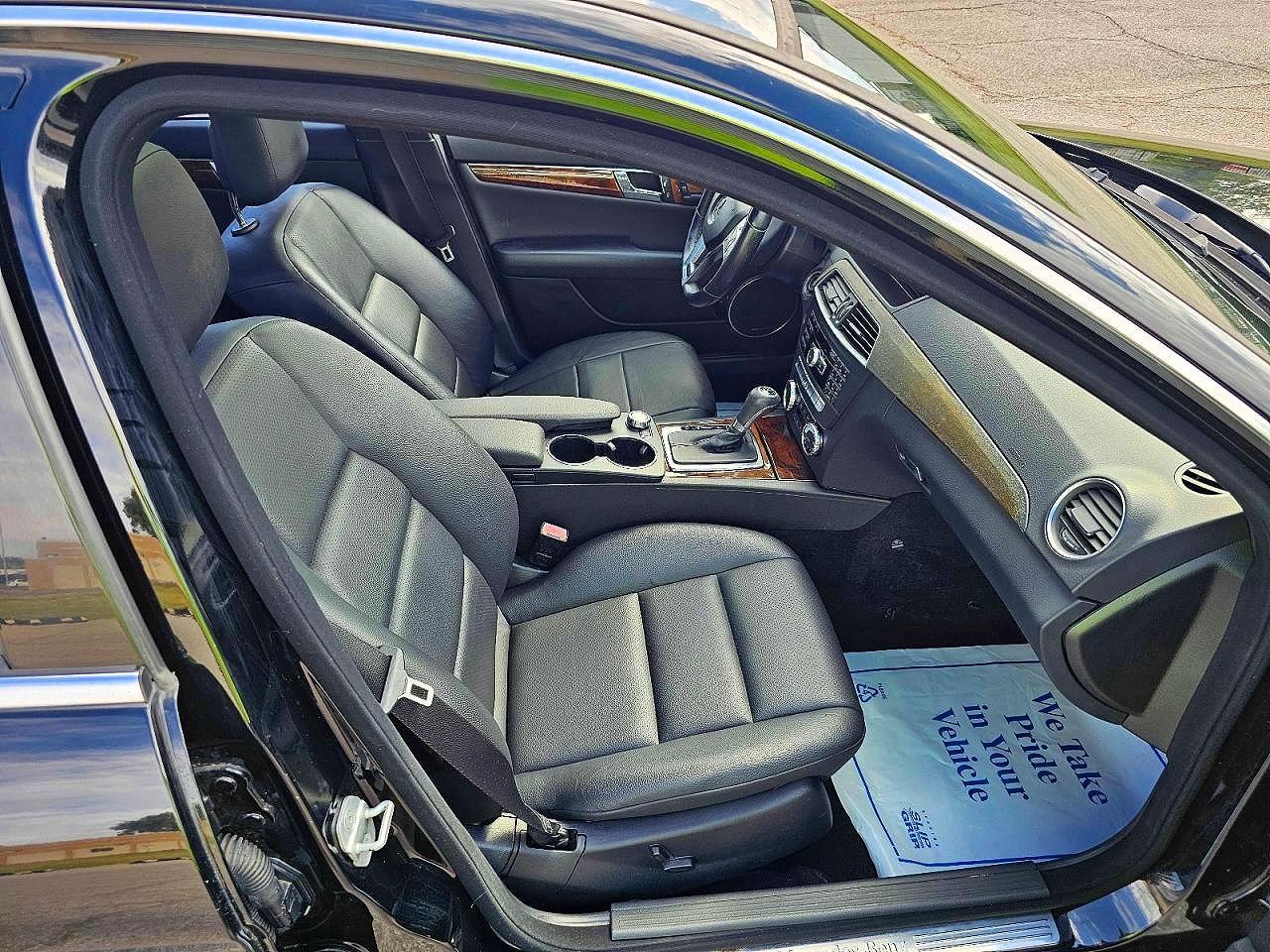 2012 MERCEDES-BENZ C-CLASS