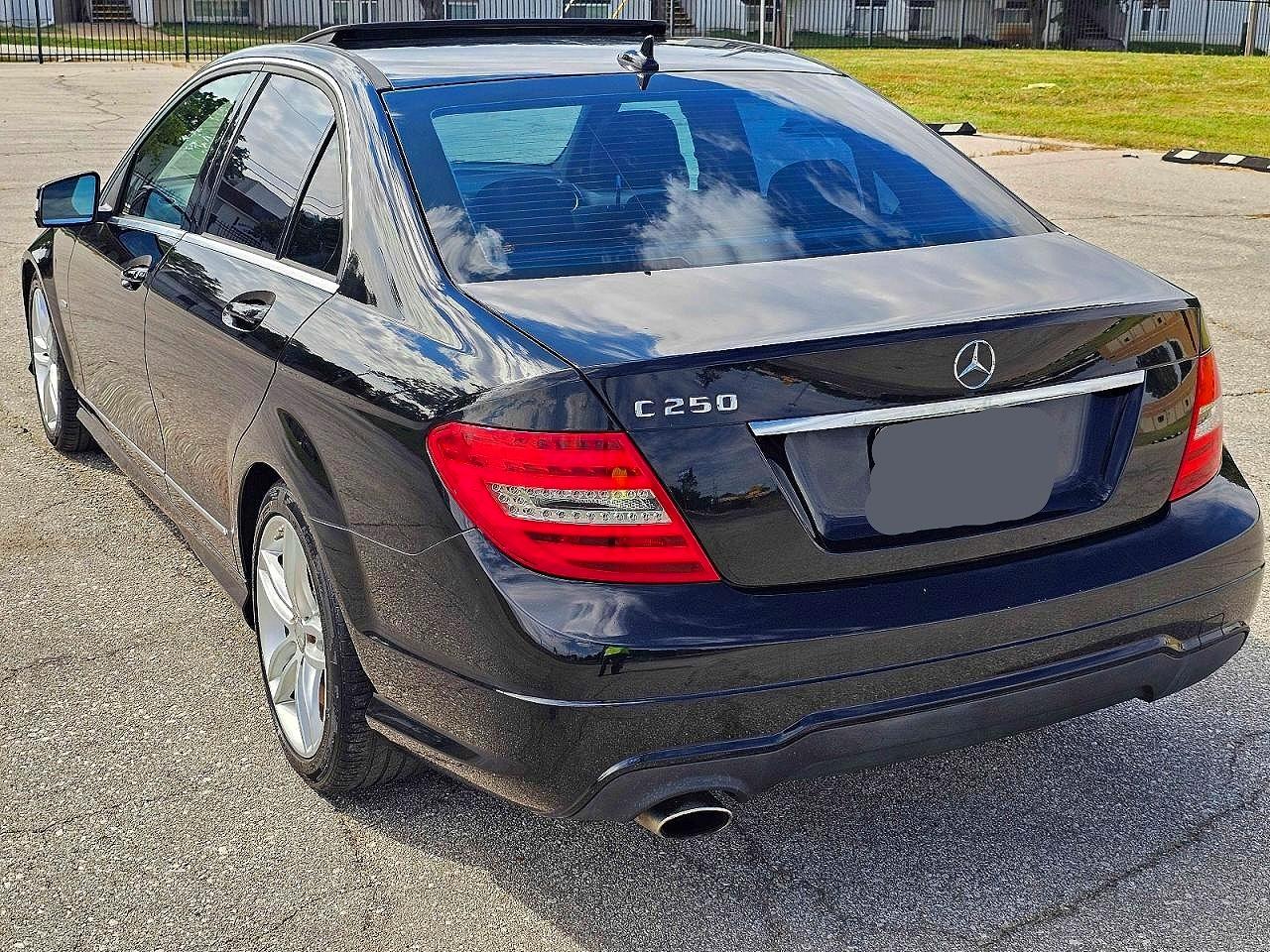 2012 MERCEDES-BENZ C-CLASS