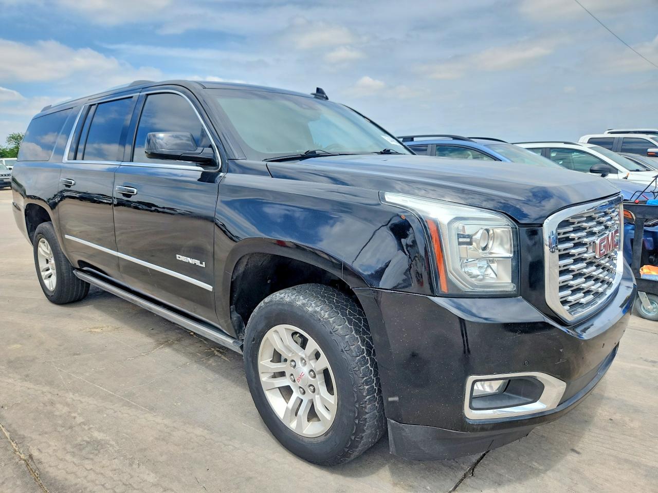 2019 GMC YUKON