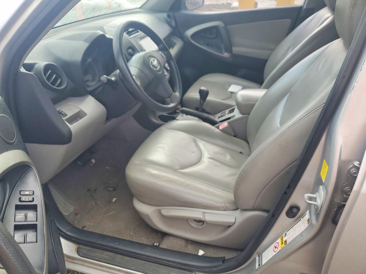 2011 TOYOTA RAV4 BASE