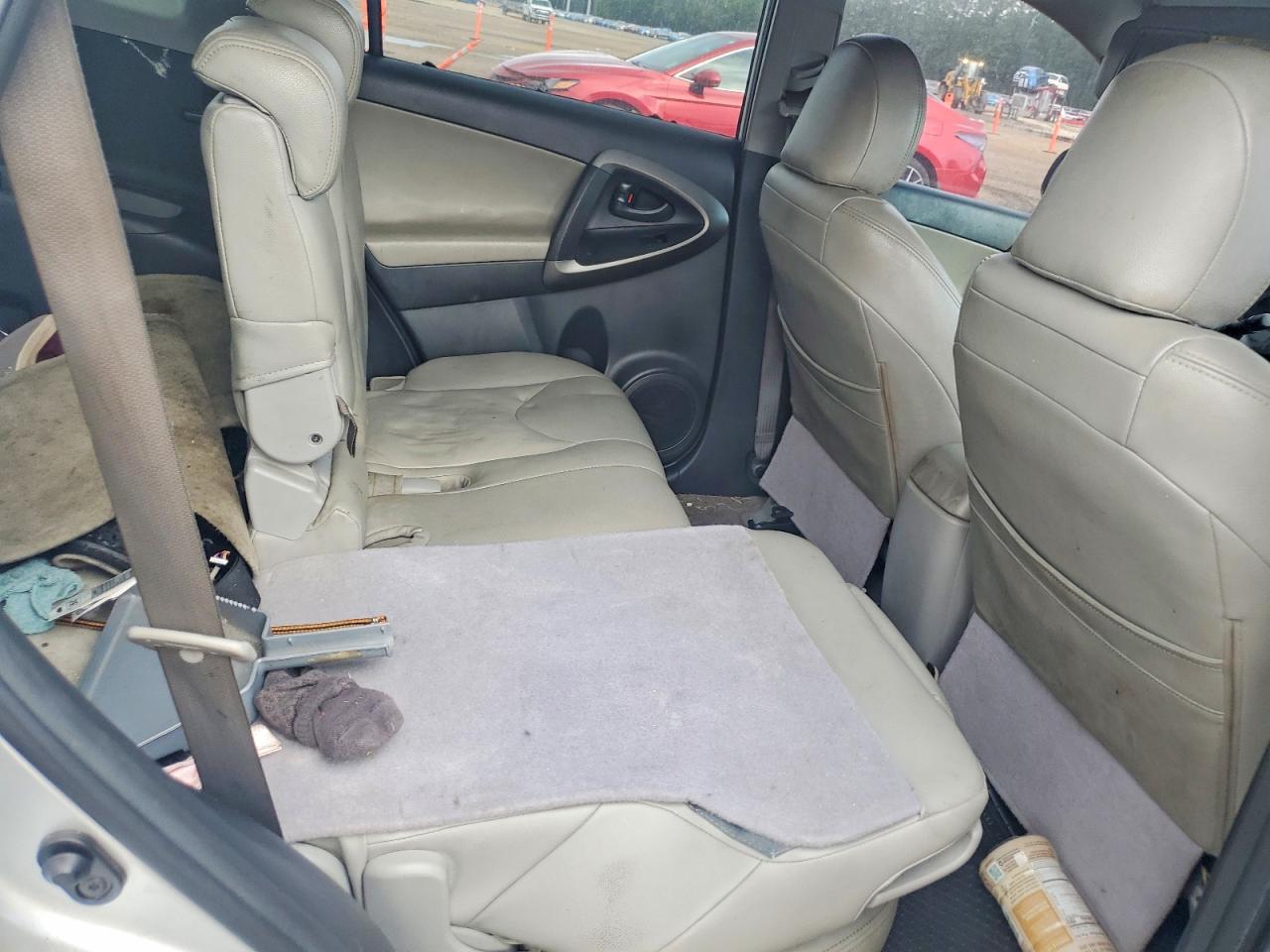 2011 TOYOTA RAV4 BASE