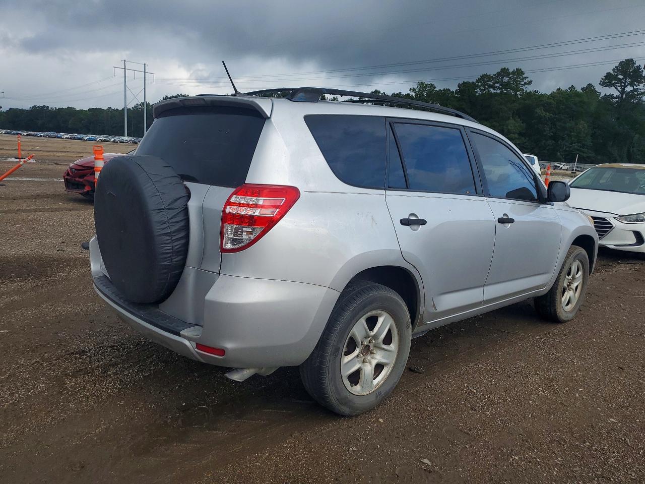 2011 TOYOTA RAV4 BASE