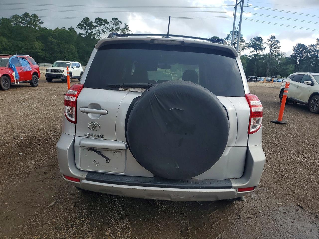 2011 TOYOTA RAV4 BASE