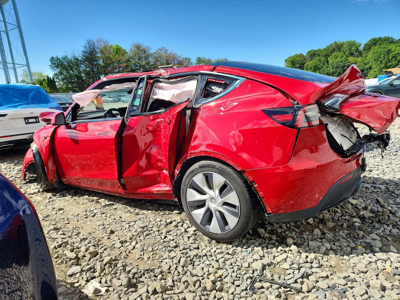 2023 TESLA MODEL Y