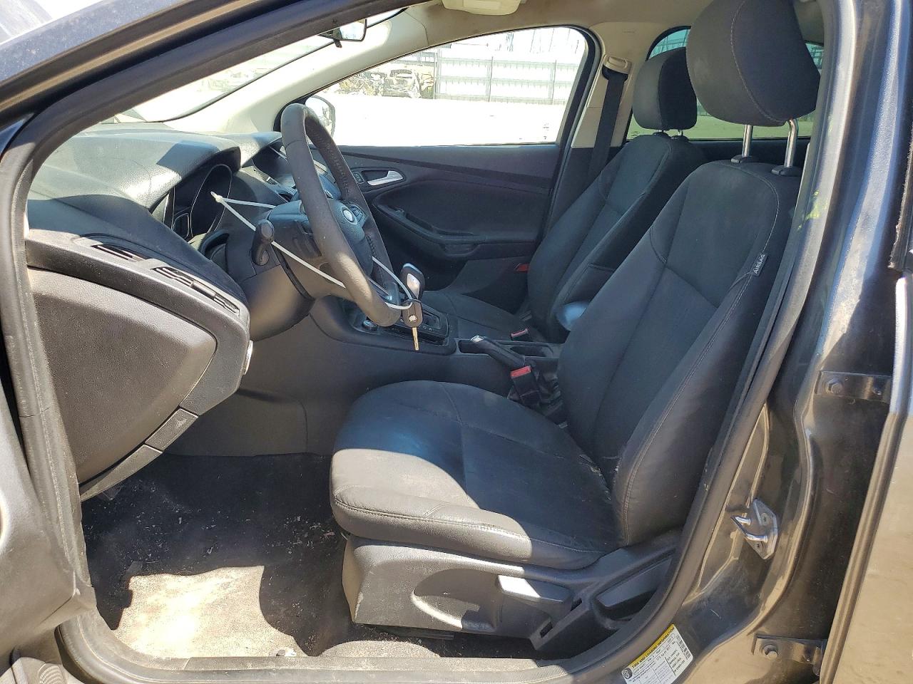 2016 FORD FOCUS