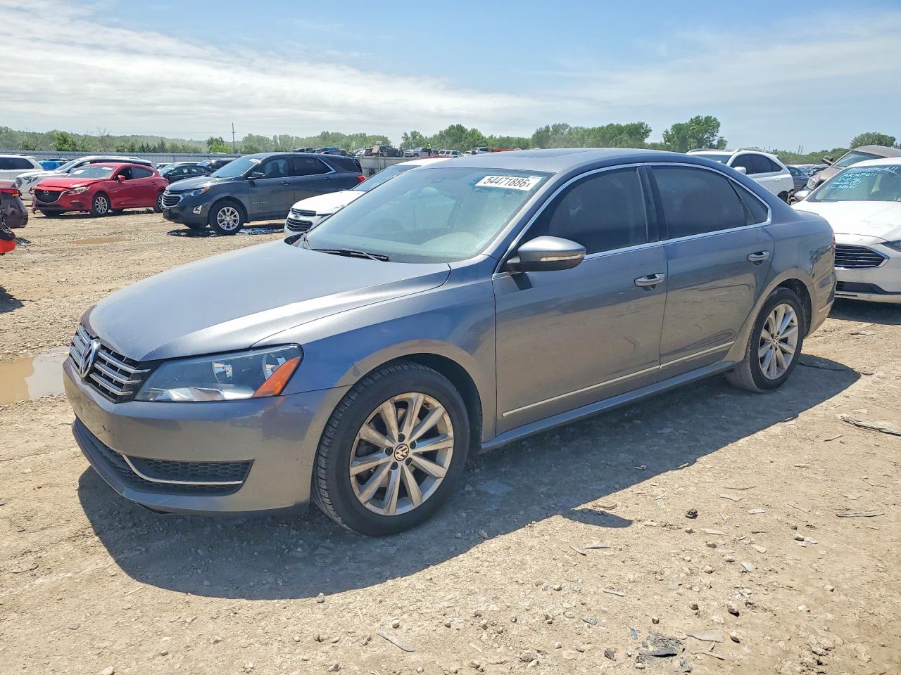 2012 VOLKSWAGEN PASSAT