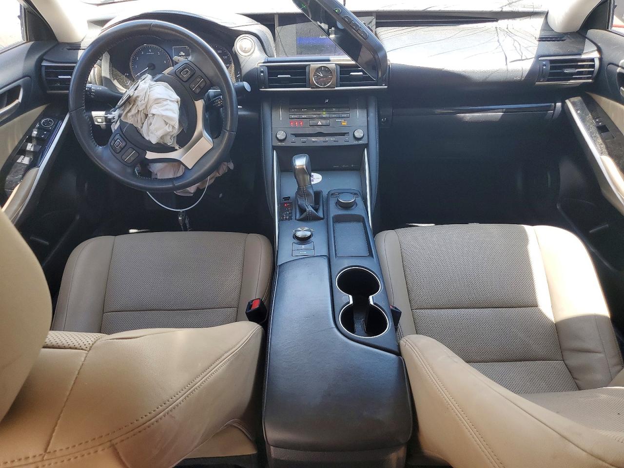 2019 LEXUS IS