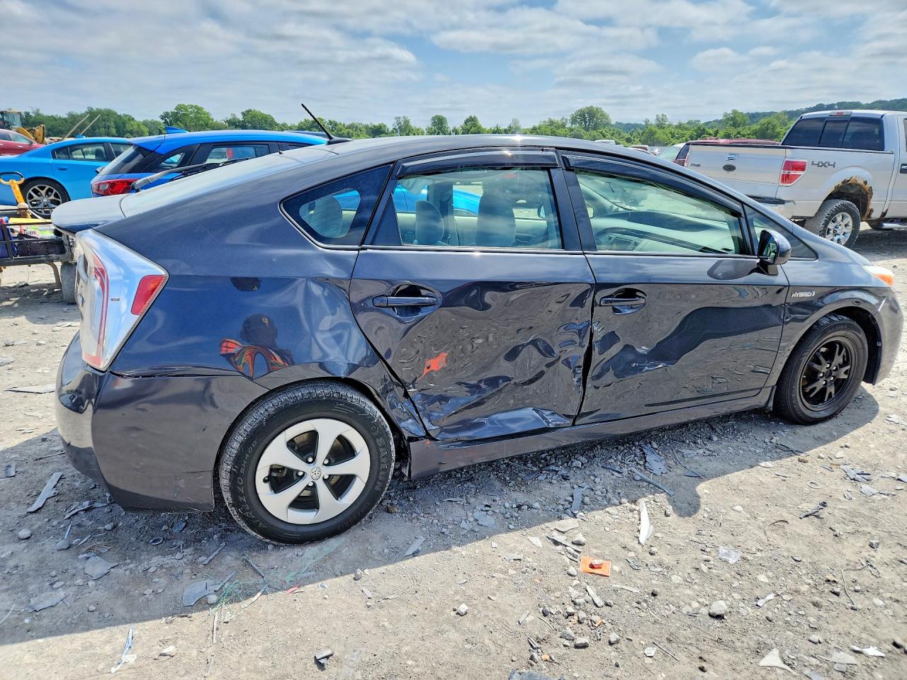 2015 TOYOTA PRIUS