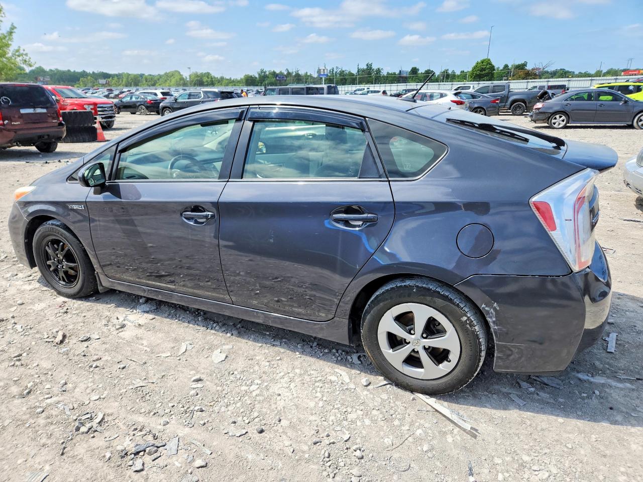 2015 TOYOTA PRIUS