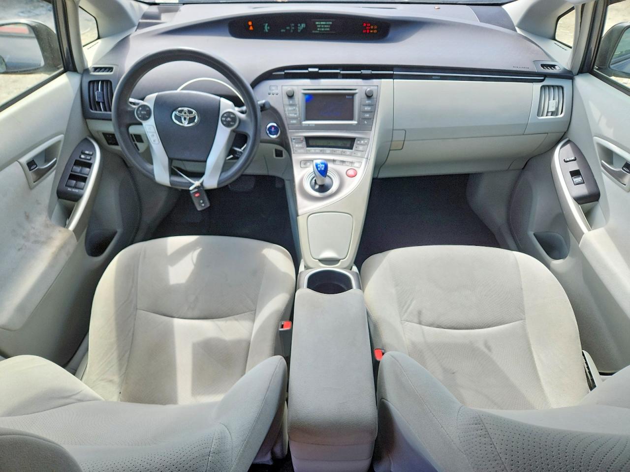 2015 TOYOTA PRIUS