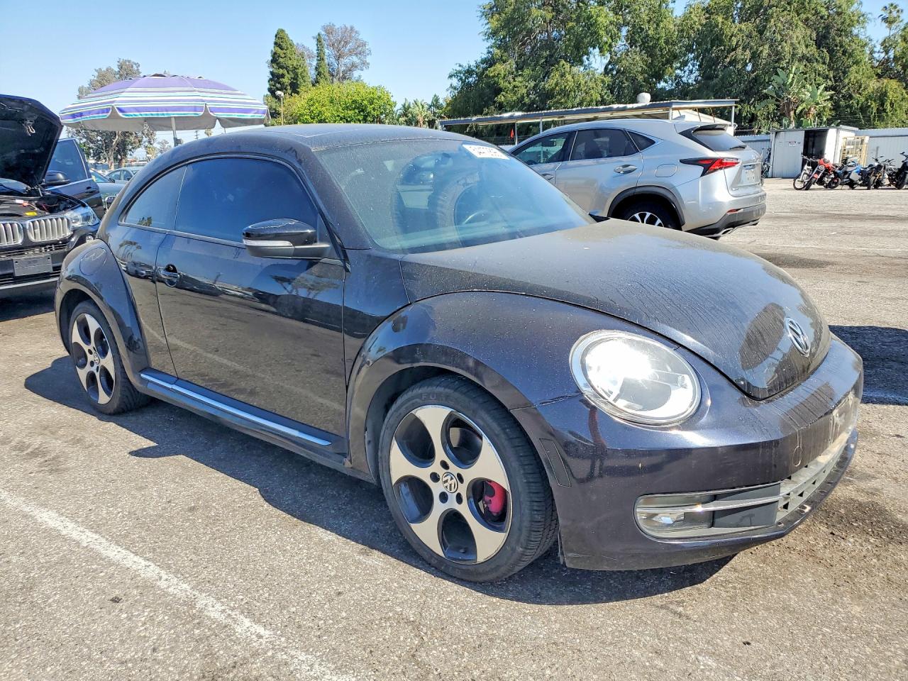 2012 VOLKSWAGEN BEETLE