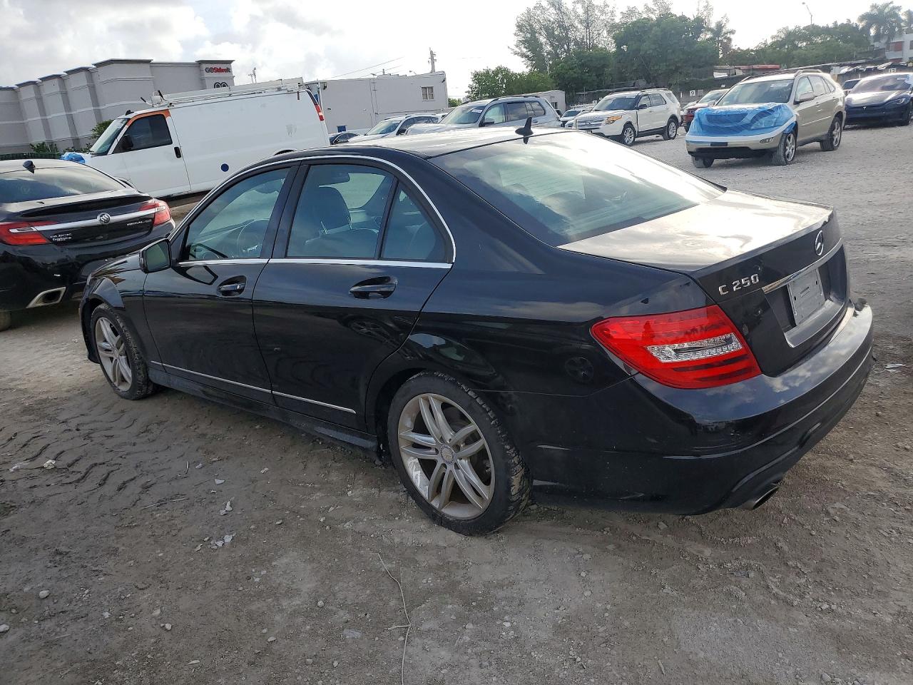 2013 MERCEDES-BENZ C-CLASS