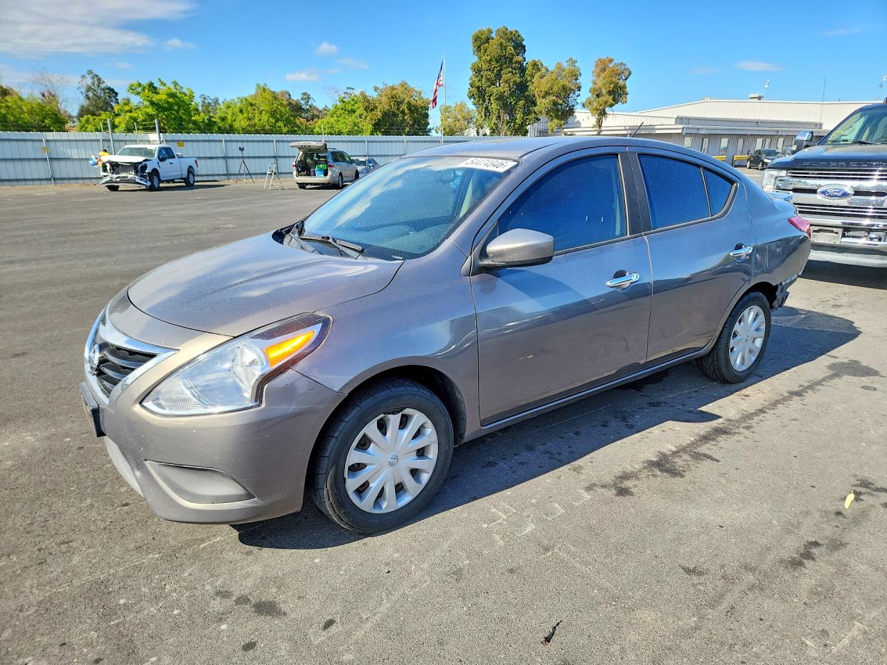 2017 NISSAN VERSA