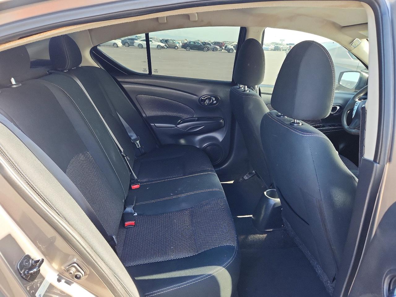 2017 NISSAN VERSA